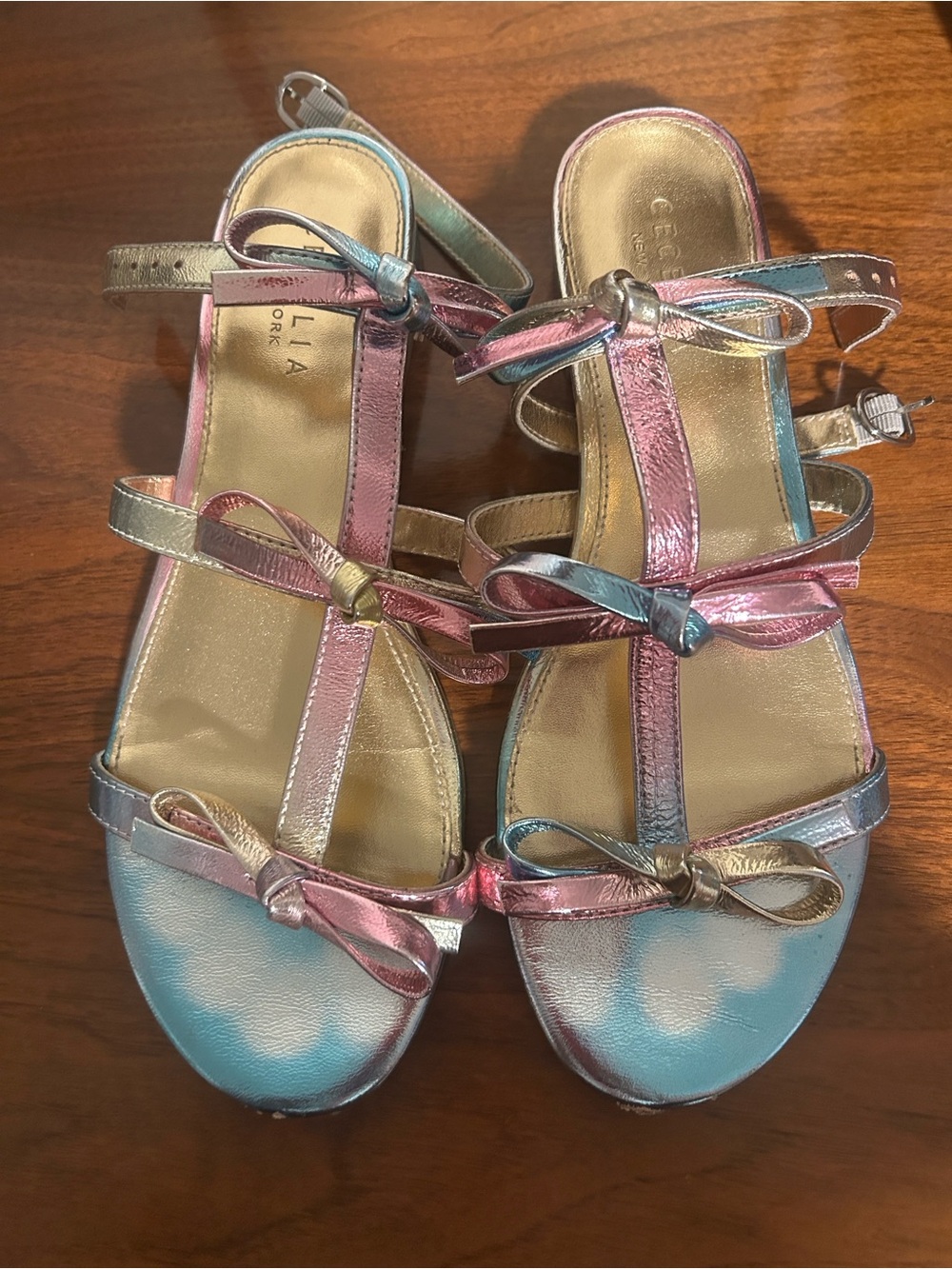 CECELIA NEW YORK Metallic Pink & Blue Bow T-Strap Sandals